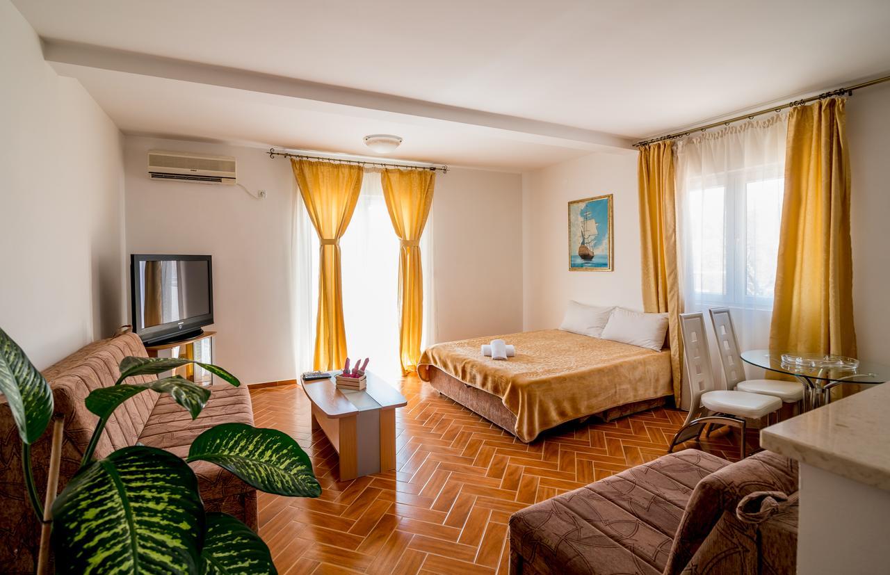 Bianca Apartments Herceg Novi Eksteriør billede